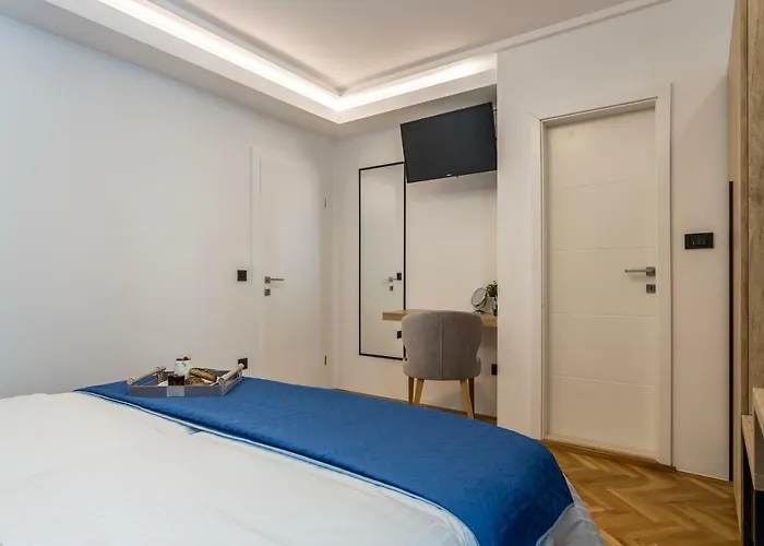 Casa de hóspedes Central Rooms Split 4*